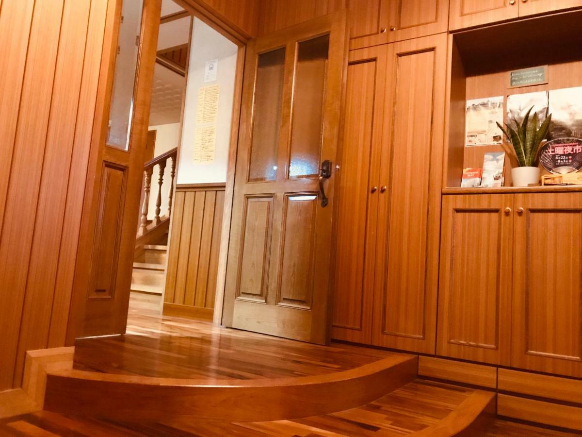 Ropeway St. Guesthouse Matsuyama  Dış mekan fotoğraf